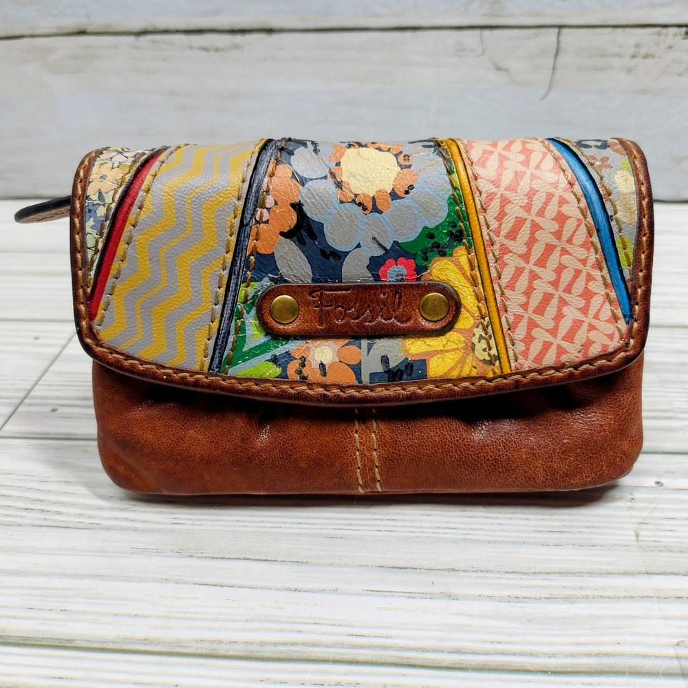 Fossil Small Brown Boho Floral Leather Snap Front Zip Pocket Card Coin Wallet